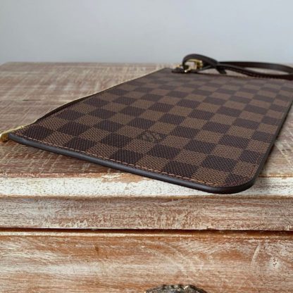 POUCH MM DAMIER EBENE RED INTERIOR ~Brand new Condition~ NO DATE CODE MICROCHIP - Image 6