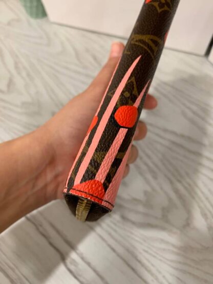Louis Vuitton PINK JUNGLE DOTS ZIPPY WALLET MONOGRAM GI0166 ~Excellent Condition~ some marks Inside/tarnishes by zipper - Image 12