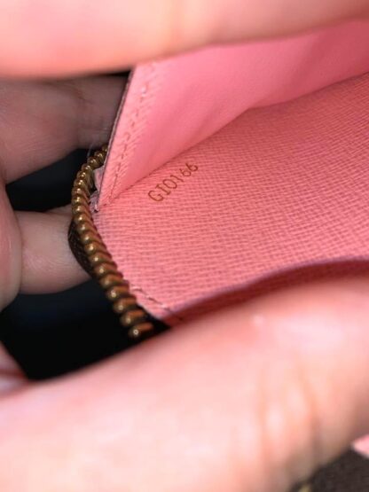 Louis Vuitton PINK JUNGLE DOTS ZIPPY WALLET MONOGRAM GI0166 ~Excellent Condition~ some marks Inside/tarnishes by zipper - Image 19