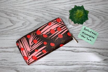 Louis Vuitton PINK JUNGLE DOTS ZIPPY WALLET MONOGRAM GI0166 ~Excellent Condition~ some marks Inside/tarnishes by zipper - Image 20